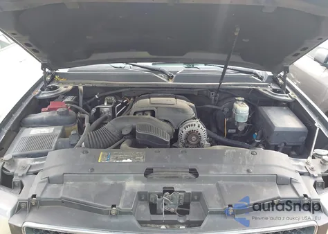 2010 Chevrolet Suburban 1500 Lt1 из США, поврежденный, VIN 1GNUKJE37AR143553